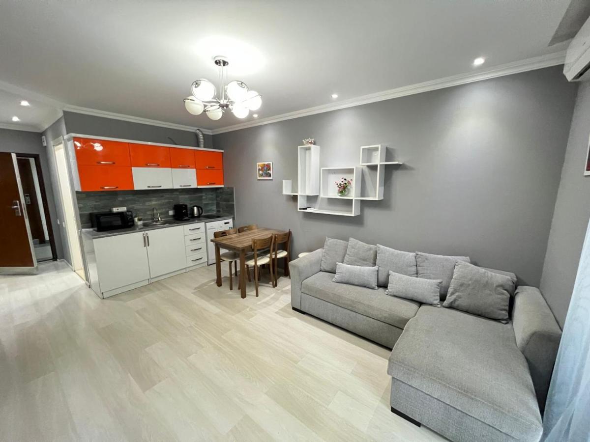 Holiday Premium Apartments Batumi Eksteriør bilde