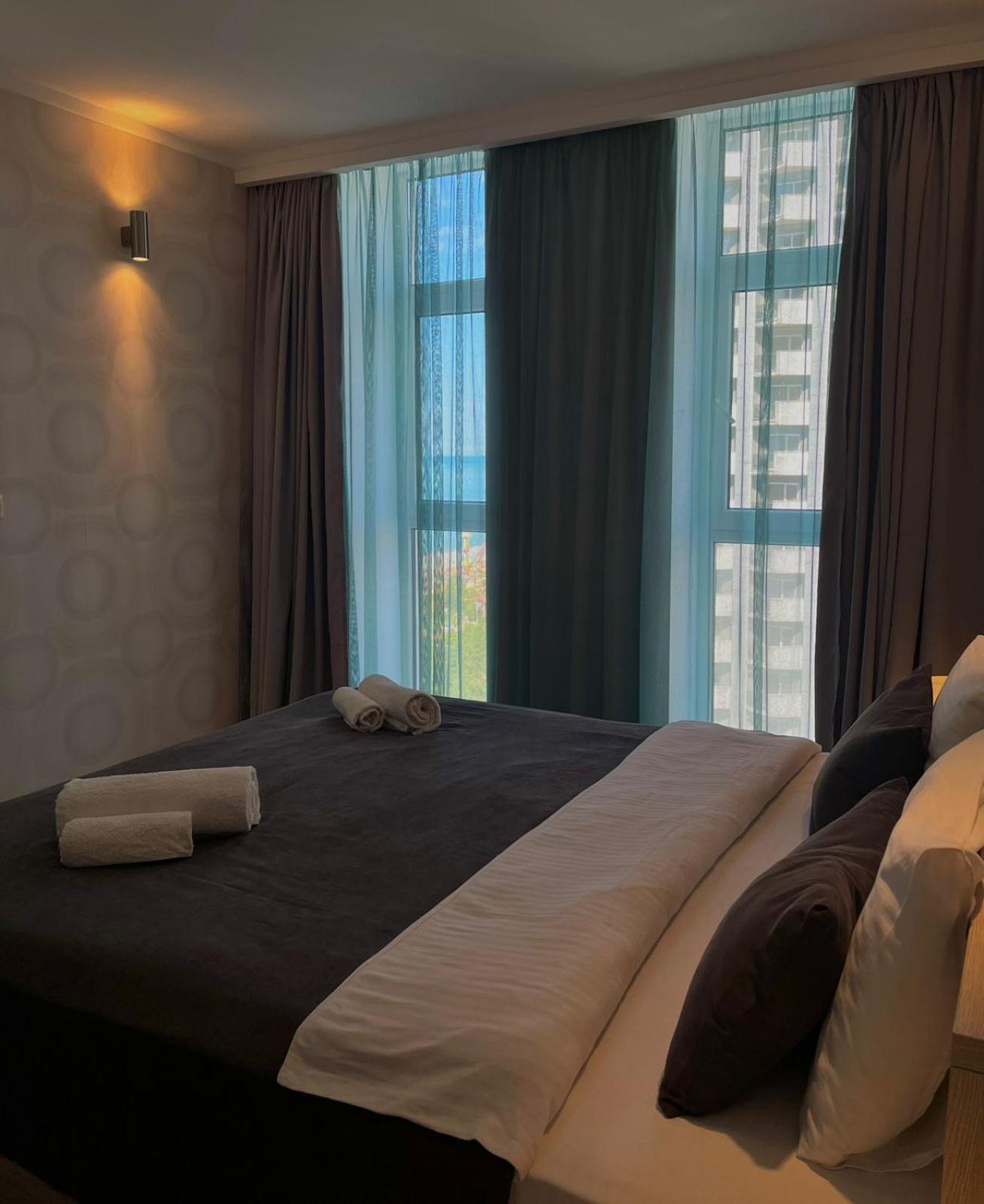 Holiday Premium Apartments Batumi Eksteriør bilde