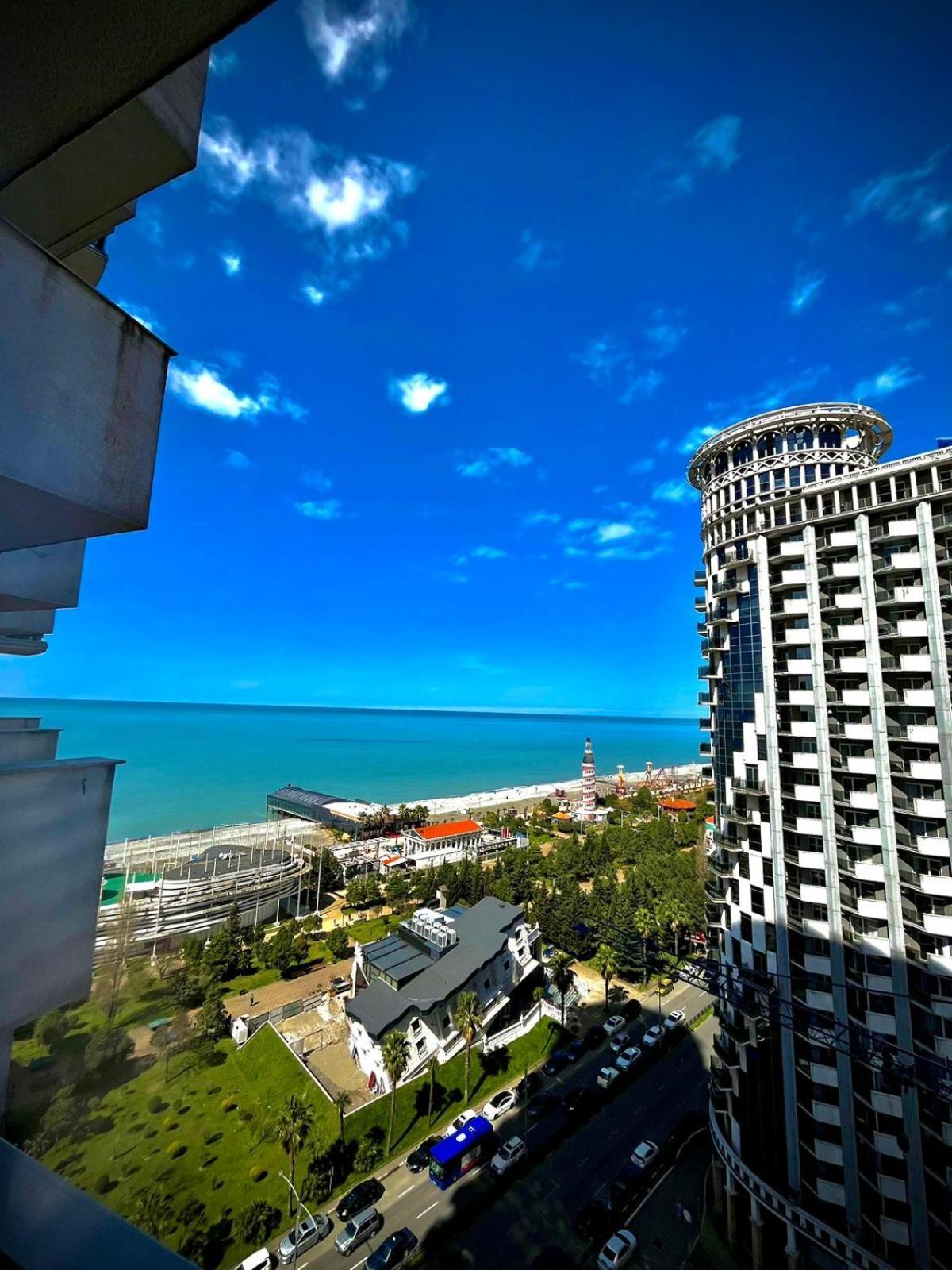 Holiday Premium Apartments Batumi Eksteriør bilde