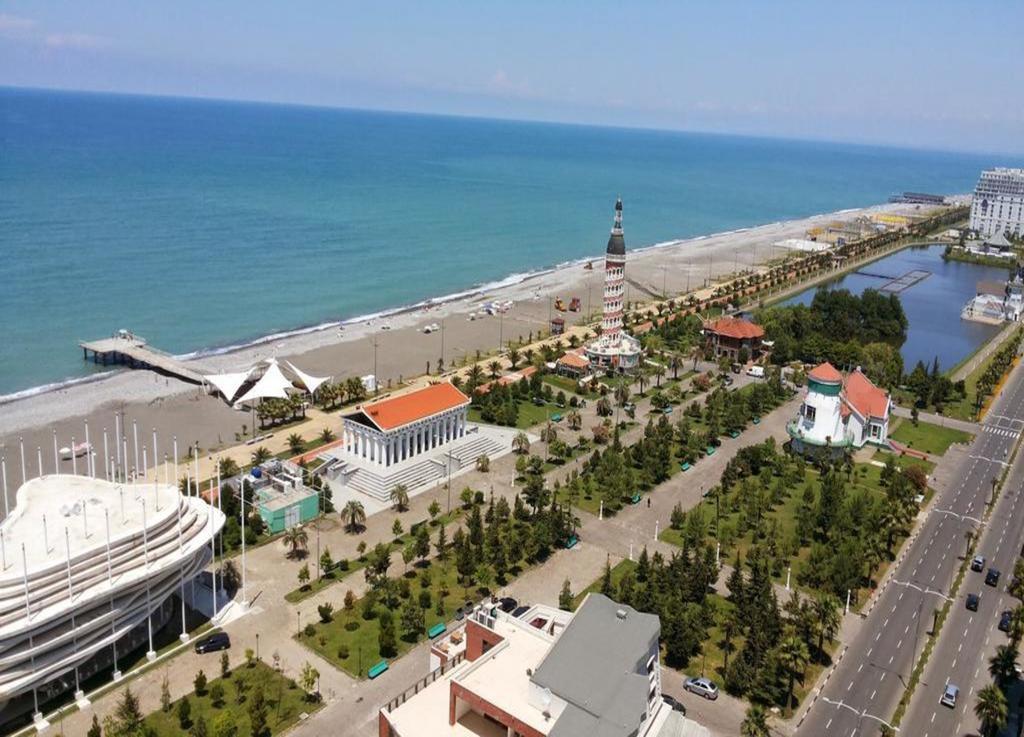 Holiday Premium Apartments Batumi Eksteriør bilde