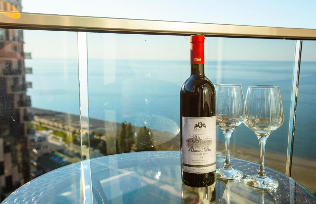 Holiday Premium Apartments Batumi Eksteriør bilde